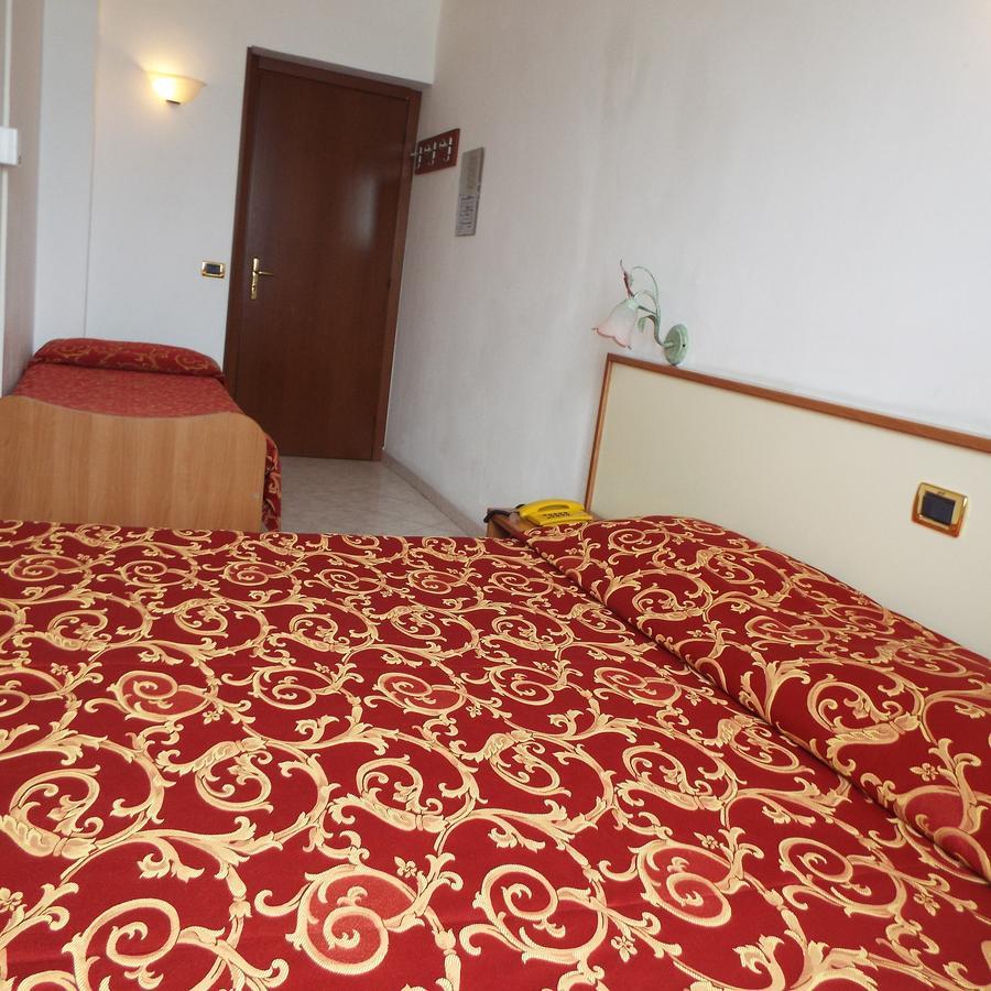 Hotel Ideale Varazze Luaran gambar