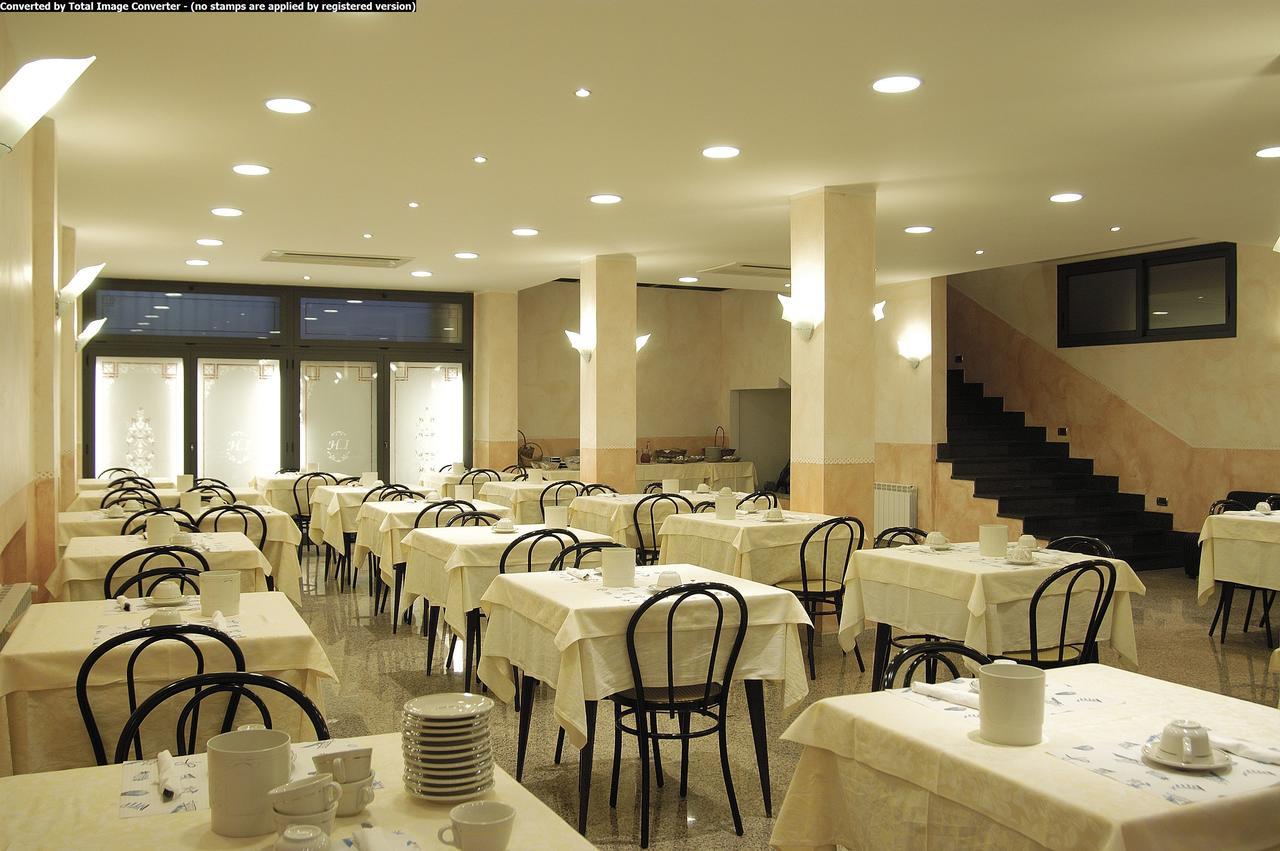 Hotel Ideale Varazze Luaran gambar