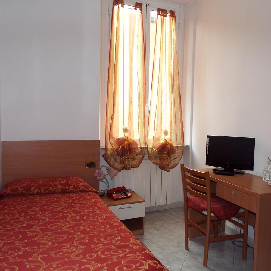Hotel Ideale Varazze Luaran gambar
