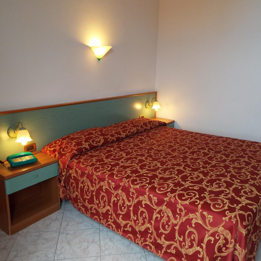 Hotel Ideale Varazze Luaran gambar