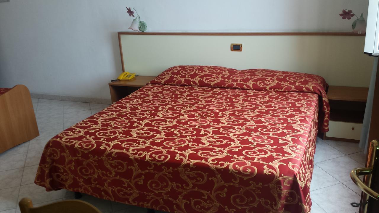 Hotel Ideale Varazze Luaran gambar