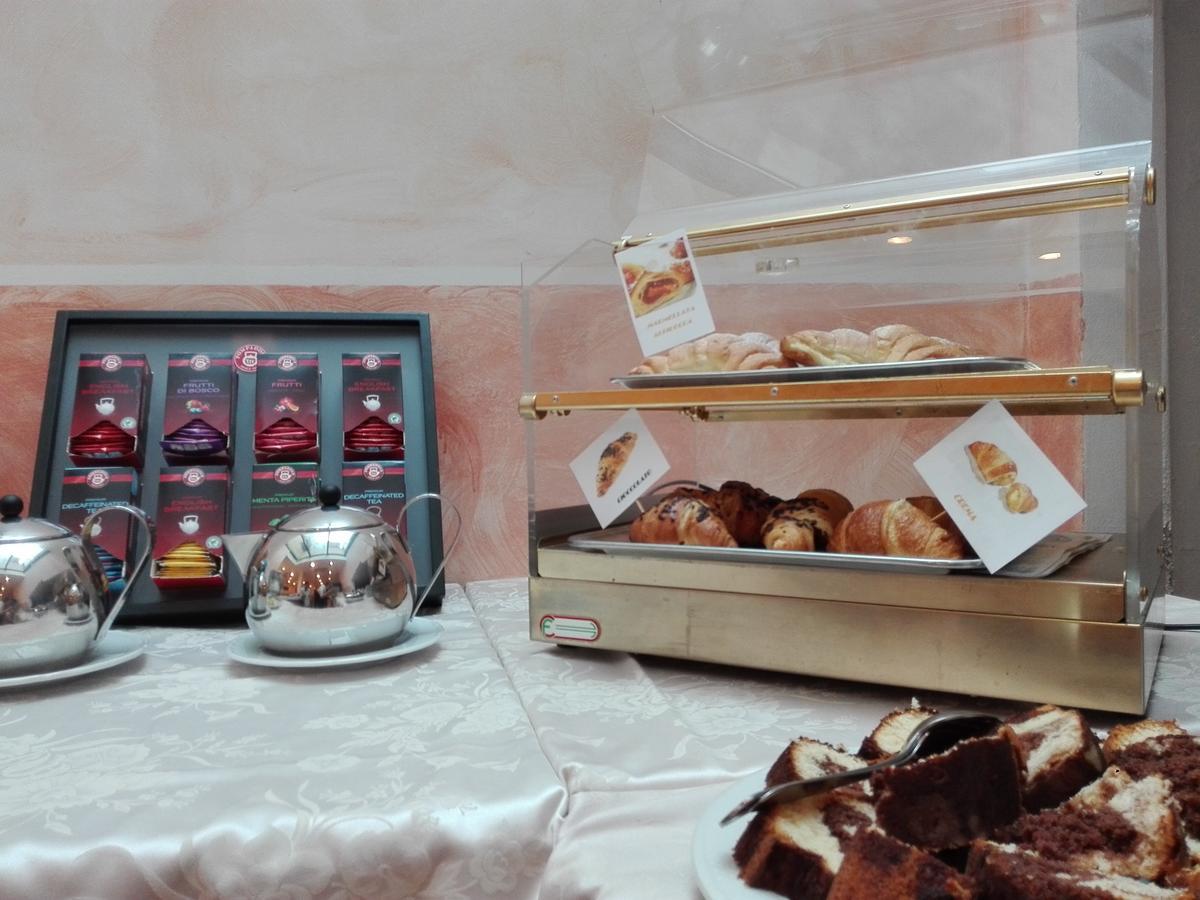 Hotel Ideale Varazze Luaran gambar
