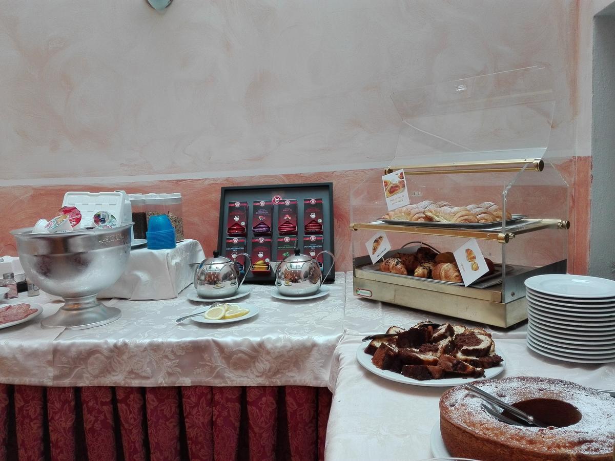 Hotel Ideale Varazze Luaran gambar